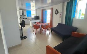 Russ Apartment 2 Diagonal Comando